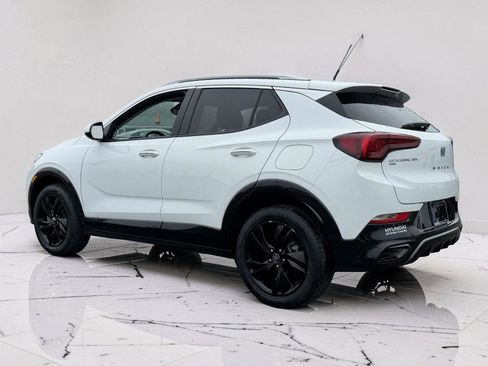 Used 2024 Buick Encore GX Sport Touring AWD/4WD image 3
