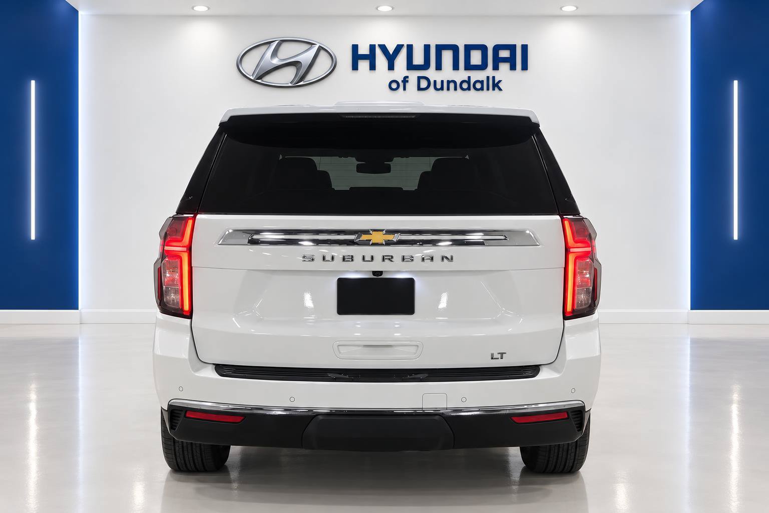 Used 2024 Chevrolet Suburban LT AWD/4WD image 5