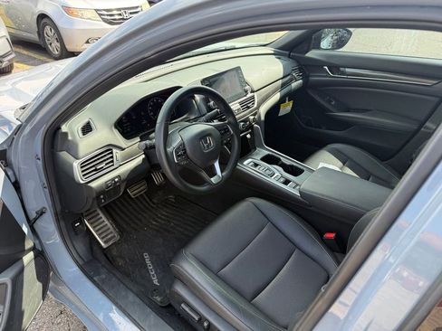Used 2022 Honda Accord Sport image 7