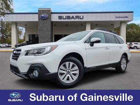 Used 2019 Subaru Outback 2.5i Premium image 1