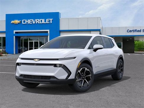 New 2026 Chevrolet Equinox EV LT image 6