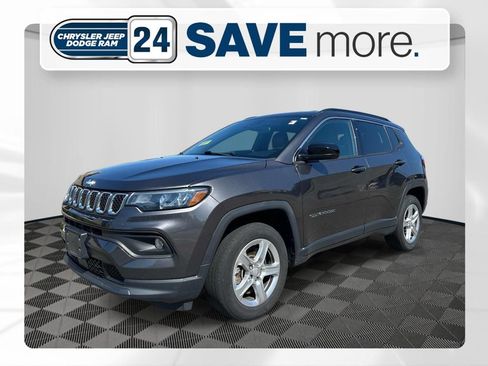 Used 2023 Jeep Compass Latitude AWD/4WD image 1