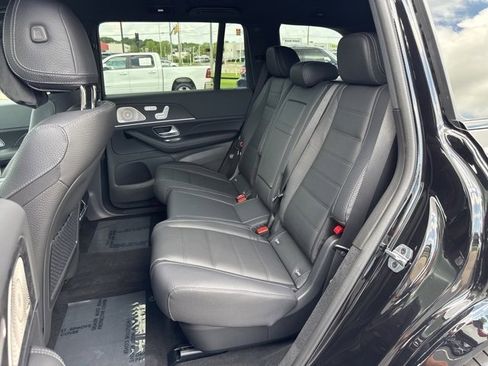 New 2025 Mercedes-Benz GLS 580 4MATIC image 10