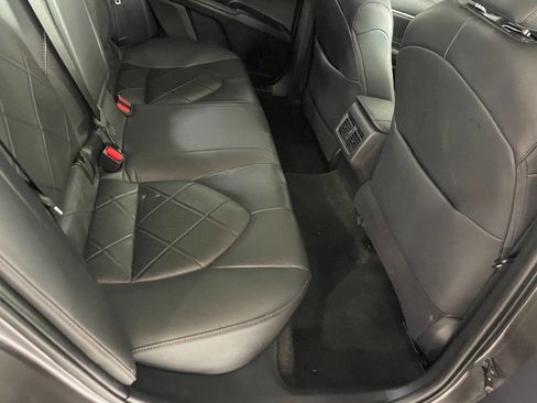 Used 2018 Toyota Camry XLE image 24