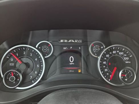New 2026 RAM 1500 Express AWD/4WD image 22