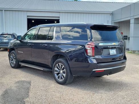 Certified 2023 Chevrolet Suburban LT w/ Luxury Package RWD image 42