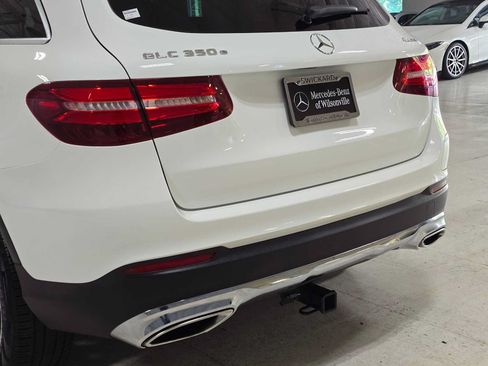 Used 2019 Mercedes-Benz GLC 350e 4MATIC image 13