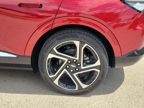 New 2025 Chevrolet Equinox EV LT w/ Convenience Package II image 8