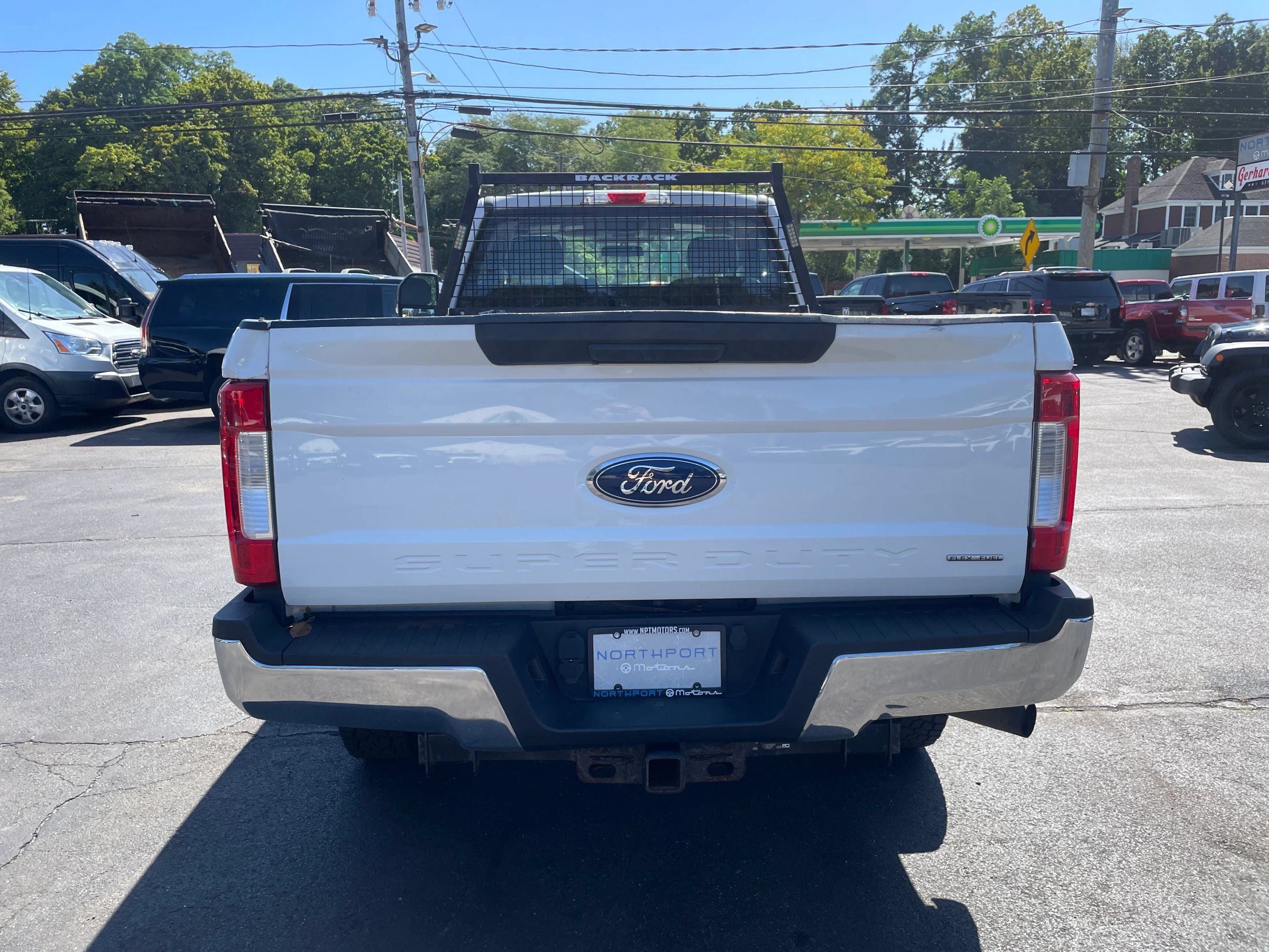 Used 2017 Ford F250 XL w/ Power Equipment Group AWD/4WD image 4