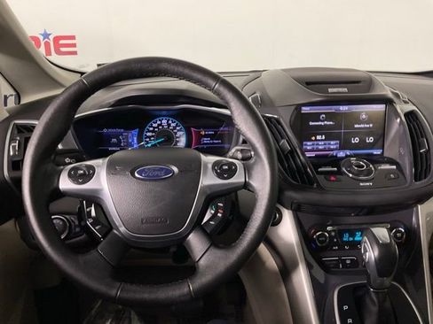 Used 2013 Ford C-MAX SEL image 17