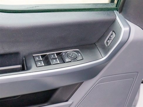 Used 2023 Ford F150 XLT image 27