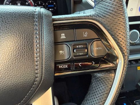 Used 2024 Toyota Sequoia Platinum AWD/4WD image 14