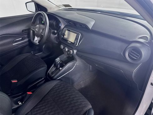 Used 2022 Nissan Kicks S image 30