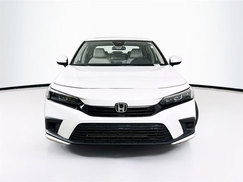 Certified 2024 Honda Civic EX image 5