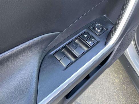 Used 2024 Toyota RAV4 LE image 21