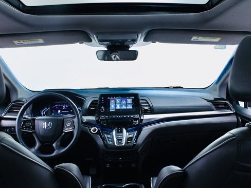 Used 2023 Honda Odyssey Elite image 22