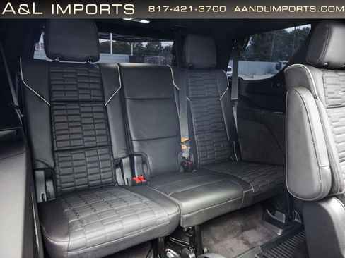 Used 2022 Cadillac Escalade Sport Platinum w/ Heavy-Duty Trailer Package AWD/4WD image 61