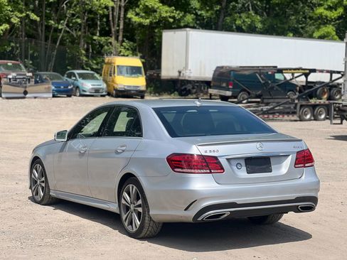 Used 2016 Mercedes-Benz E 350 4MATIC Sedan w/ Premium Package image 4