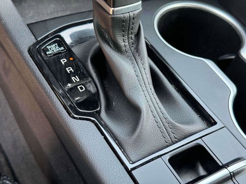 Used 2023 Kia K5 GT-Line image 15