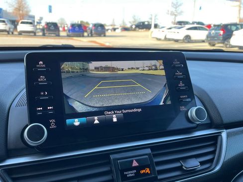 Used 2022 Honda Accord Sport image 39