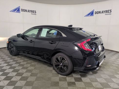 Used 2018 Honda Civic EX image 3