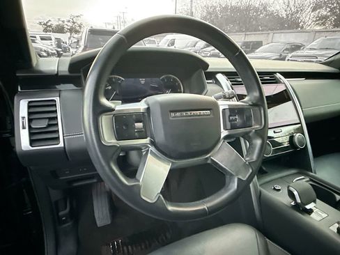 Used 2023 Land Rover Discovery S R-Dynamic image 12