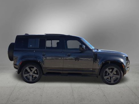 Used 2023 Land Rover Defender 110 Carpathian Edition image 7