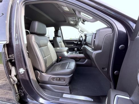 Used 2022 GMC Sierra 1500 SLT w/ SLT Convenience Package AWD/4WD image 15
