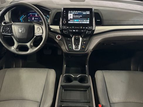 Used 2019 Honda Odyssey EX image 4