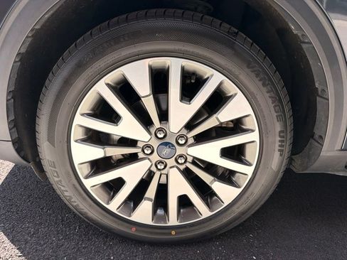 Used 2022 Ford Escape Titanium AWD/4WD image 31