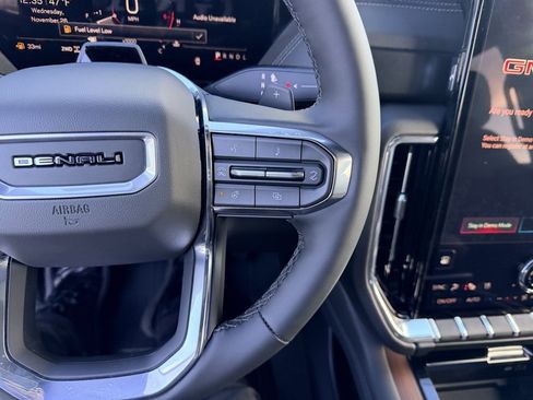 New 2026 GMC Yukon Denali w/ Denali Reserve Package image 26