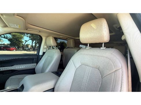 Used 2023 Ford Expedition Max Limited RWD image 23