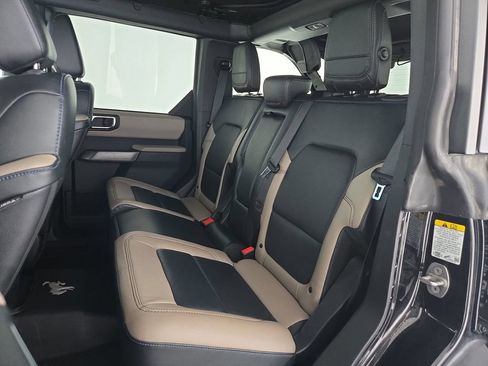 Used 2022 Ford Bronco Wildtrak AWD/4WD image 29