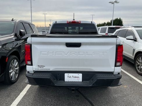 Used 2024 Chevrolet Colorado Z71 w/ Z71 Convenience Package 2 image 5