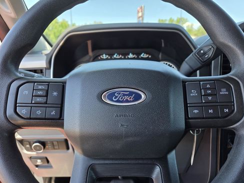 Used 2023 Ford F150 XLT AWD/4WD image 24