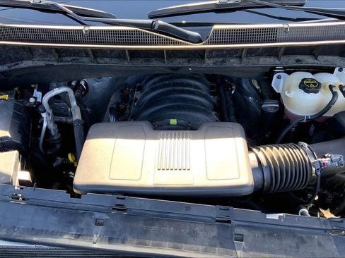 Used 2024 Chevrolet Silverado 1500 LT RWD image 32
