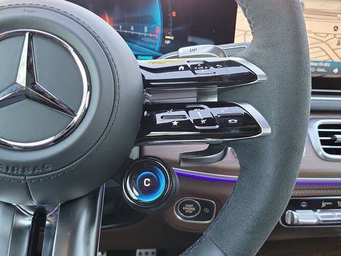 New 2026 Mercedes-Benz GLE 63 AMG S image 33