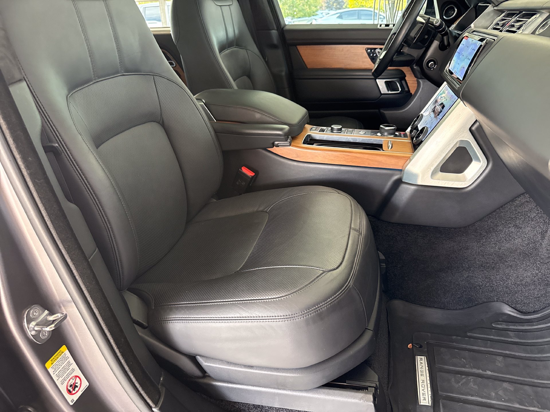 Used 2021 Land Rover Range Rover P525 Westminster Edition LWB AWD/4WD image 20