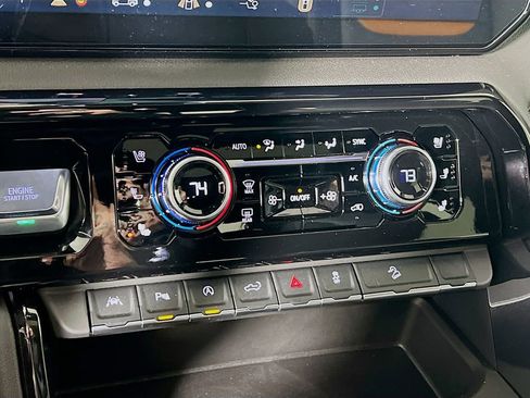 New 2026 GMC Sierra 1500 AT4 w/ AT4 Premium Package image 13