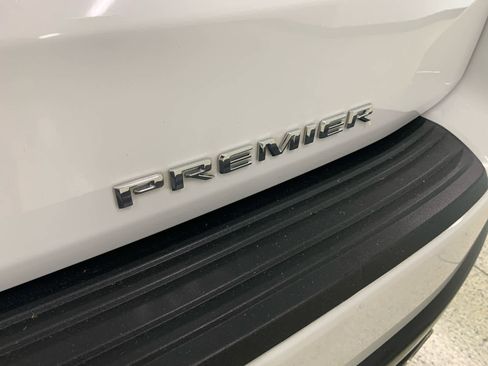 Used 2021 Chevrolet Tahoe Premier w/ Premium Package image 7