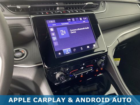 New 2025 Jeep Grand Cherokee Laredo w/ Luxury Tech Group I image 2