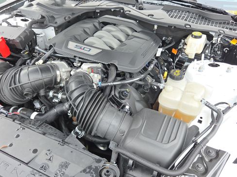 Used 2024 Ford Mustang GT Premium image 34