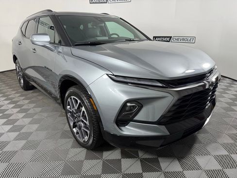 Used 2025 Chevrolet Blazer RS image 8