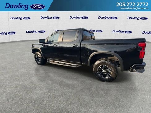 Used 2024 Chevrolet Silverado 1500 ZR2 w/ Technology Package image 8