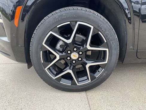 Used 2026 Chevrolet Traverse High Country AWD/4WD image 9
