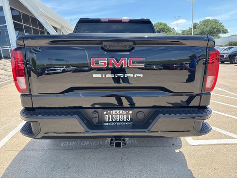 Used 2025 GMC Sierra 1500 Pro w/ Graphite Edition RWD image 7