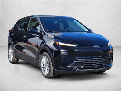 New 2027 Chevrolet Bolt LT image 7