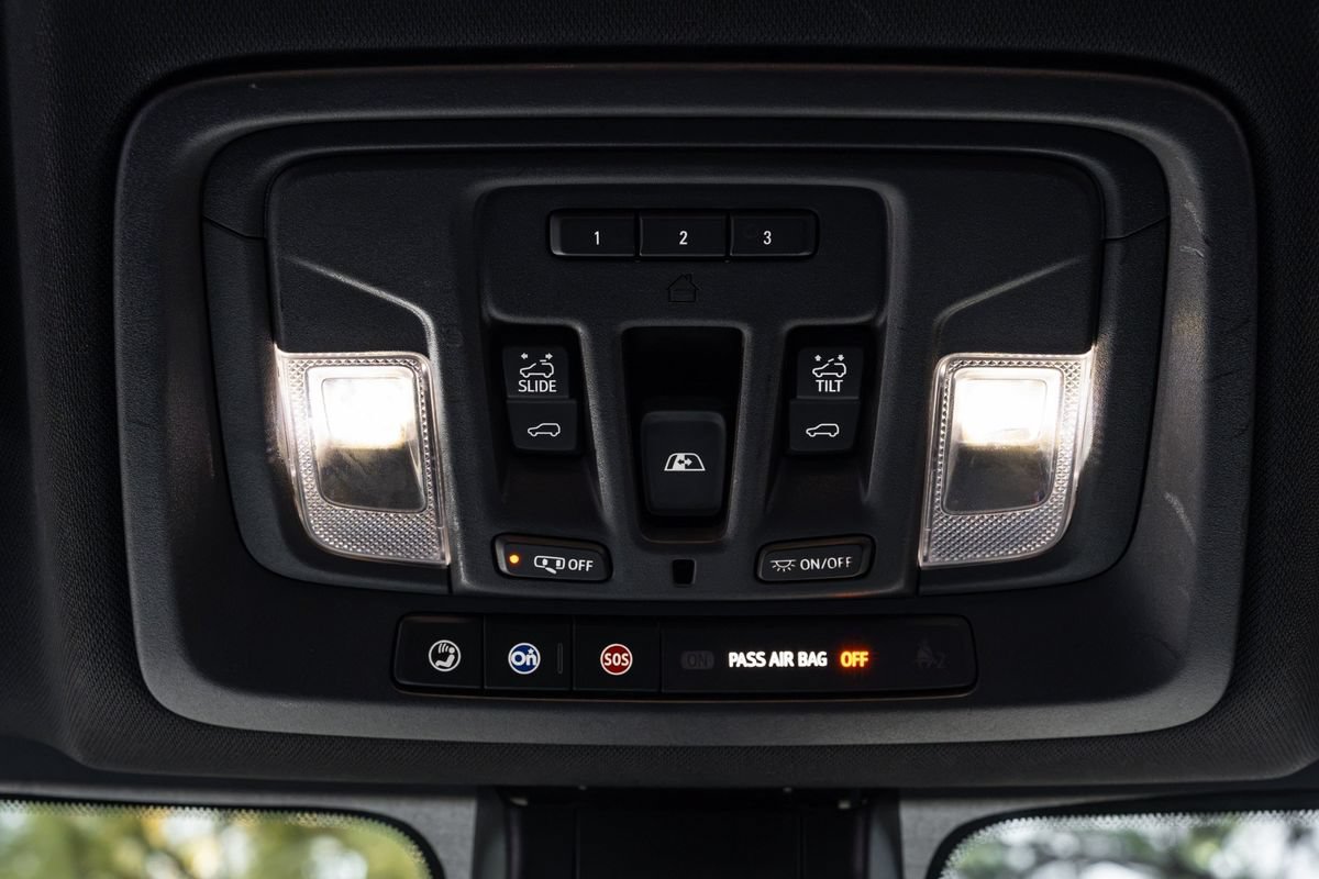 Used 2021 GMC Sierra 3500 AT4 w/ AT4 Premium Plus Package AWD/4WD image 27