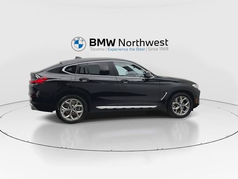Used 2023 BMW X4 xDrive30i w/ Parking Assistance Package AWD/4WD image 4