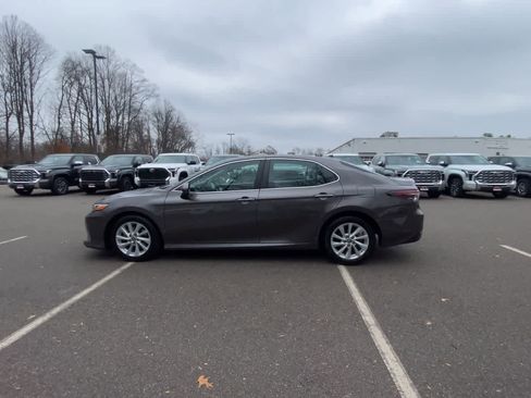 Used 2023 Toyota Camry LE image 12